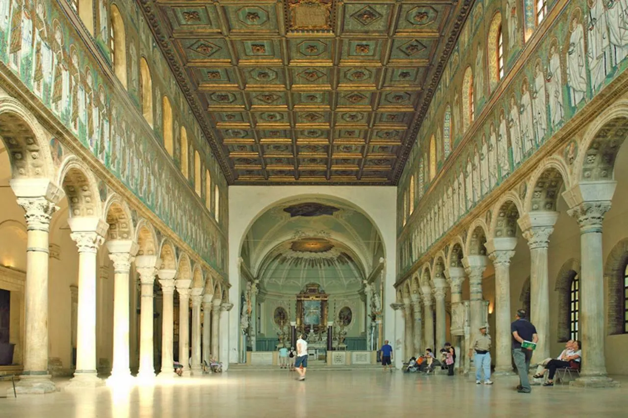 Villetta Maiori Lido delle Nazioni Italy