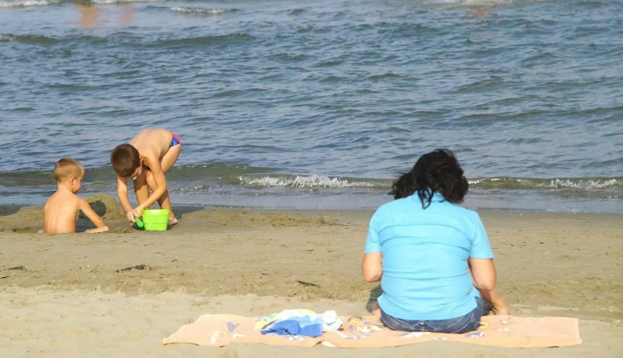 Villetta Maiori Lido delle Nazioni 0*,  Italy